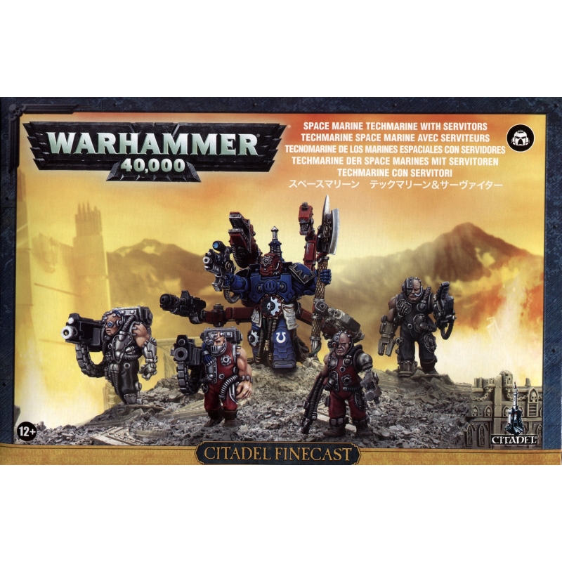 Space Marine Techmarine with Servitors Space Marine Techmarine with Servitors