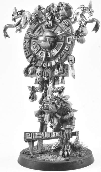 Saurus Astrolith Bearer (Scar Veteran Standard Bearer)