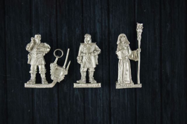 Astra Militarum Regimental Advisors
